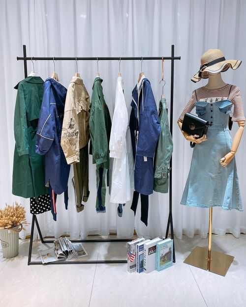 海貝紫涵洛唄一太平鳥我愛巧克力時尚少淑裝青春女生服裝品牌女裝實體直播批發一手貨源